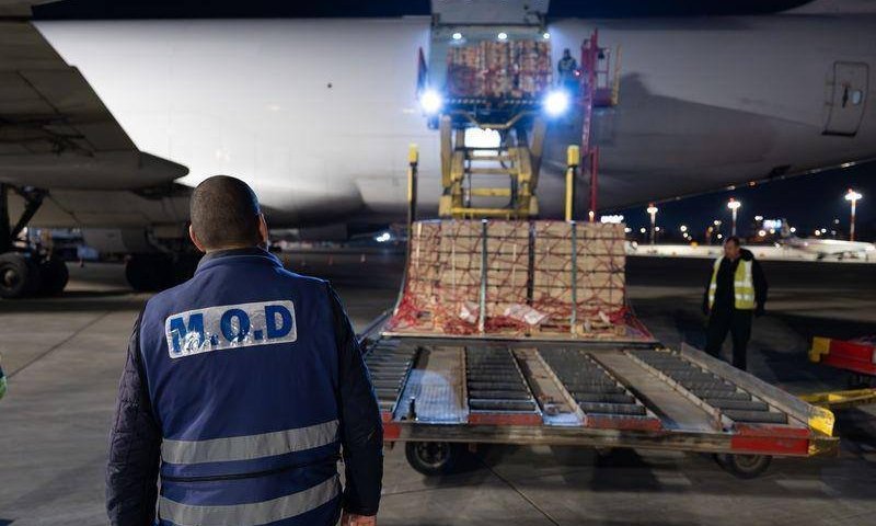 מעל ל-1,000 טונות של אמל"ח ציוד צבאי וחימושים נחתו בישראל