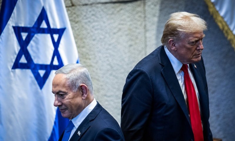 "הקלפים בידיו": טראמפ הופך את התמיכה בנתניהו למנוף לחץ