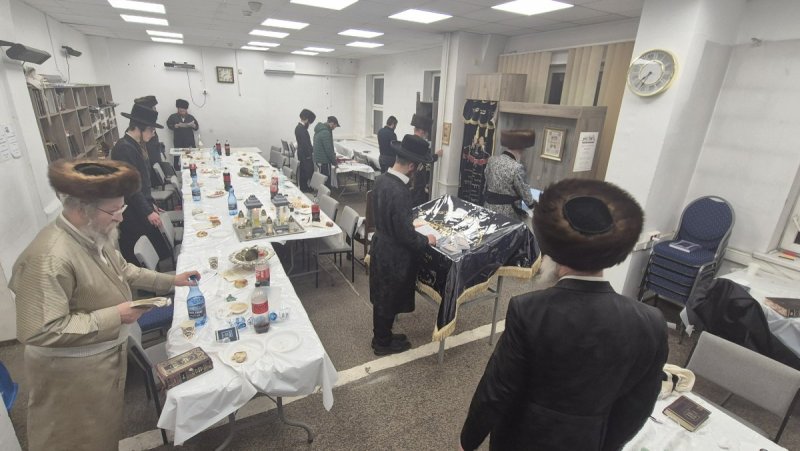 באדיבות המצלם