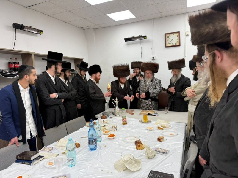 באדיבות המצלם