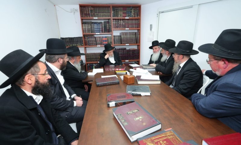 קשיי ההסתגלות של בני חו"ל: המכתב של גדולי הדור לבני הישיבות מצרפת