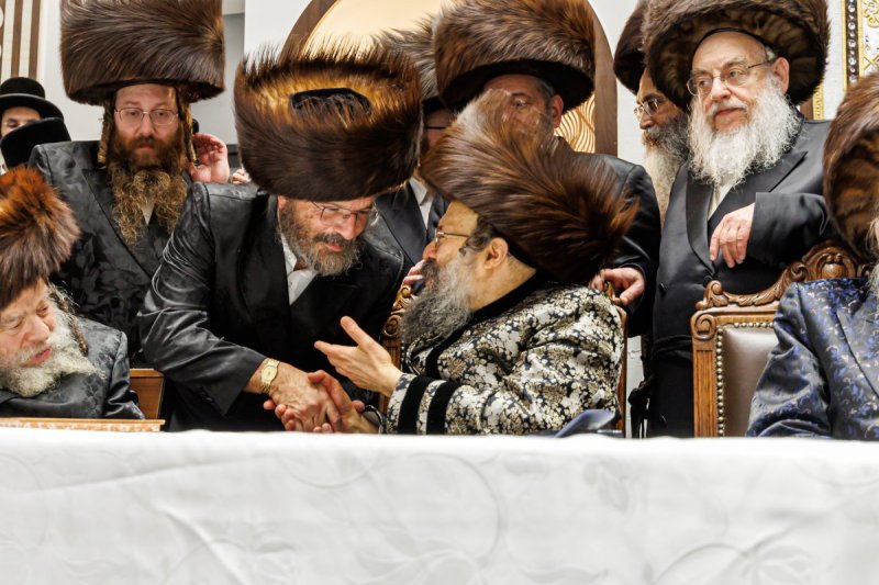 האחים לאנטשעווסקי ואייזיק ג.