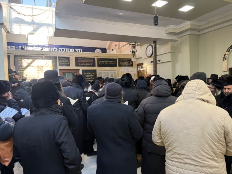 באדיבות המצלם