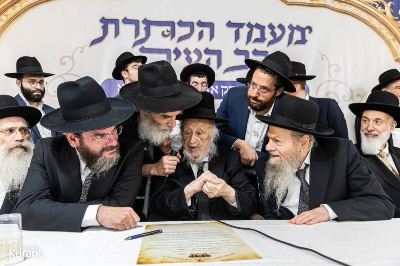 מענדי קורנט