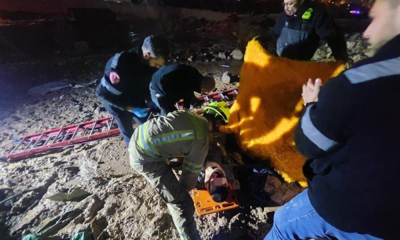 פסע מאסון: נער שקע בבוץ טובעני בירושלים