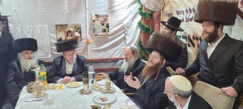 באדיבות המצלם