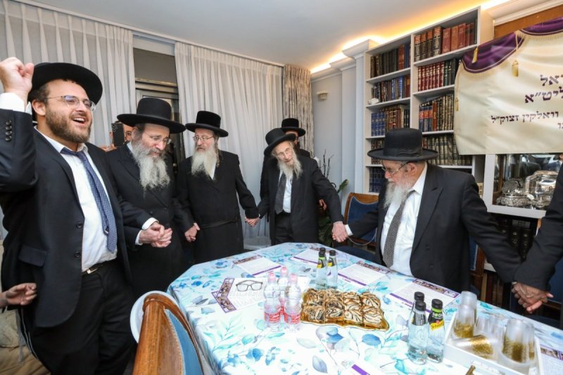 ליפא מוזר ושמוליק קורלנסקי