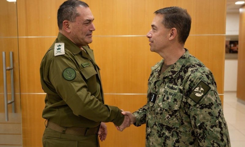 תדרוך לקראת תקיפה? פיקוד מרכז ארה"ב מכין תוכנית ל"גל קצר ועוצמתי"