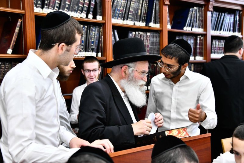 שוקי לרר