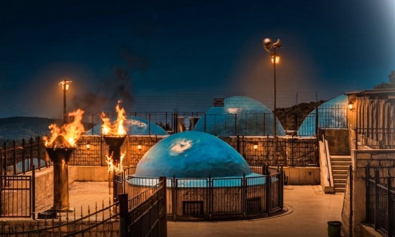הייליגער רבי שמעון - בן ציון קלצקין ומקהַלות בליווי הקלידן מרדכי שלום רוזנפלד