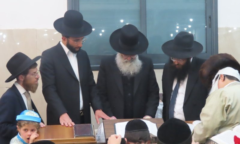 ישיבת גרודנא: הסדר הקדוש ומעמד התפילה בליל פורים