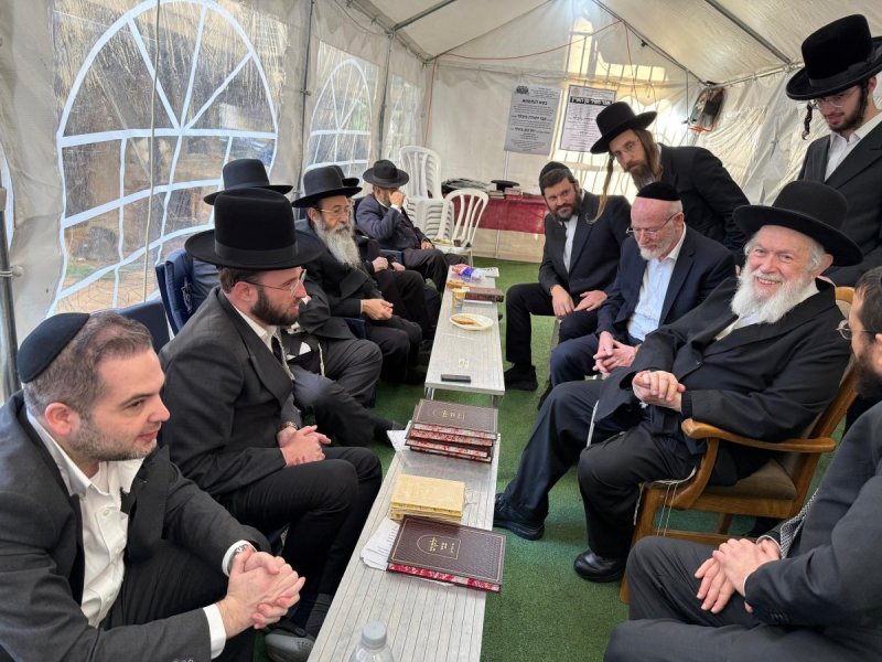 באדיבות המצלם