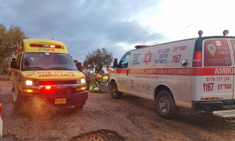 פונה באמבולנס - וחזר כדי לנקום: בן 60 חשוד שהזיק לאמבולנסים