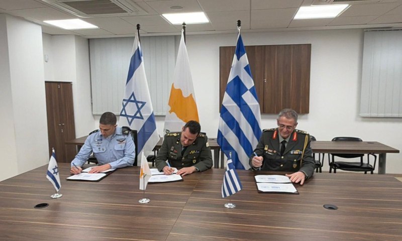 מסר לארדואן: נחתמה תוכנית עבודה משותפת עם צבאות יוון וקפריסין
