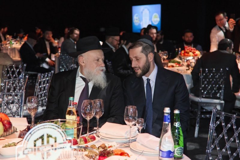 דמיטרי לובאייב