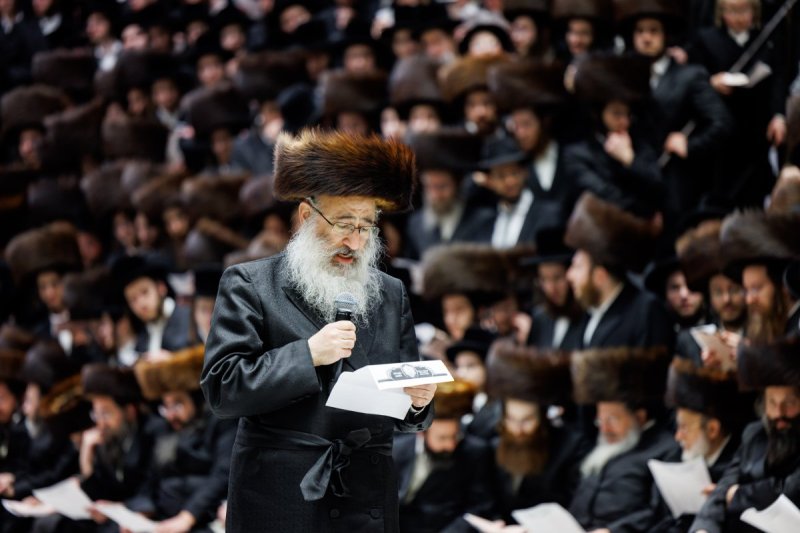 אברומי בלום והלל ל"ש