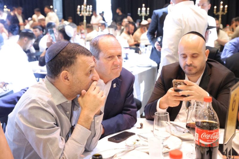 שלומי אמסלם ובני אטיאס
