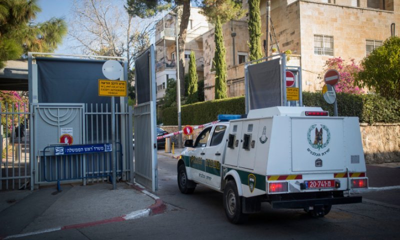 מכטב"מים ועד רכבים משוריינים: הוגברה האבטחה סביב רה"מ והשרים