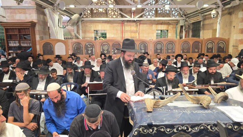 באדיבות המצלם