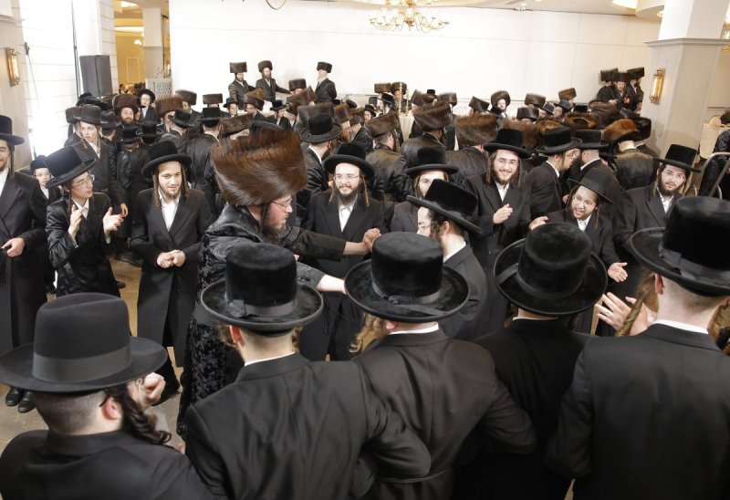 ב. מיכאלי וא.שטול