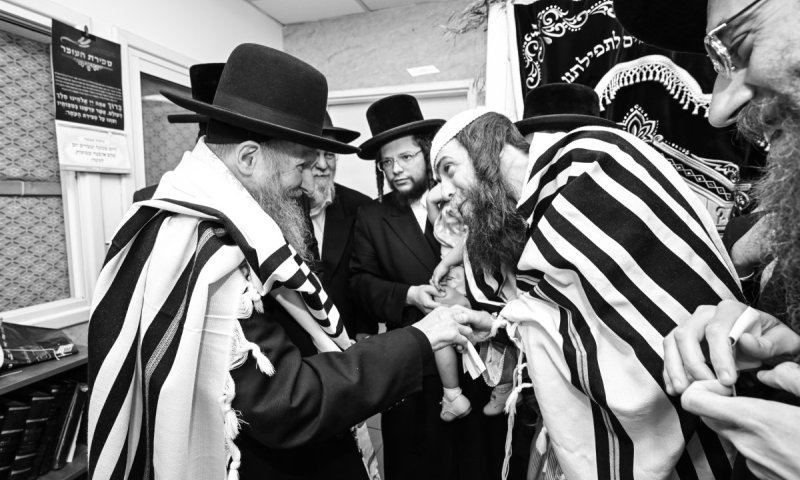 פסגת הצדיקים בירושלים: ברית לנכד האדמו"ר רבי דוד'ל מלעלוב