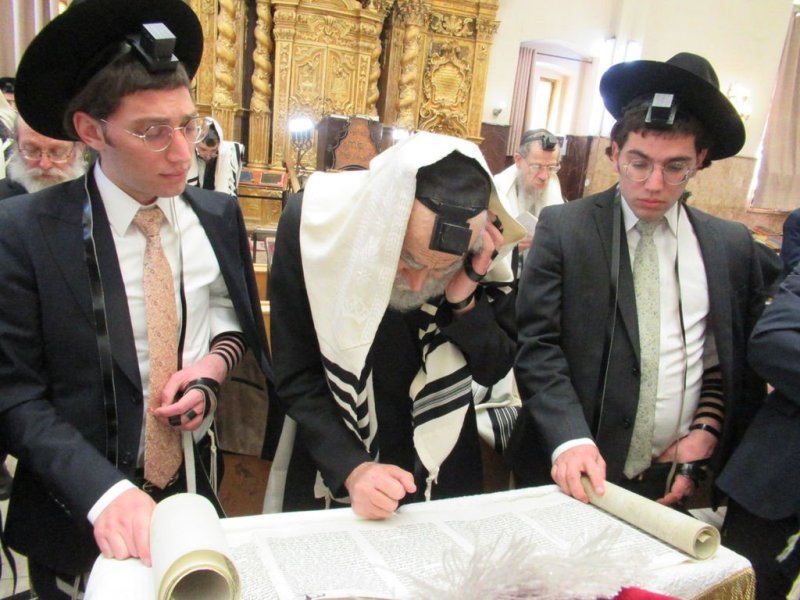 באדיבות המצלם