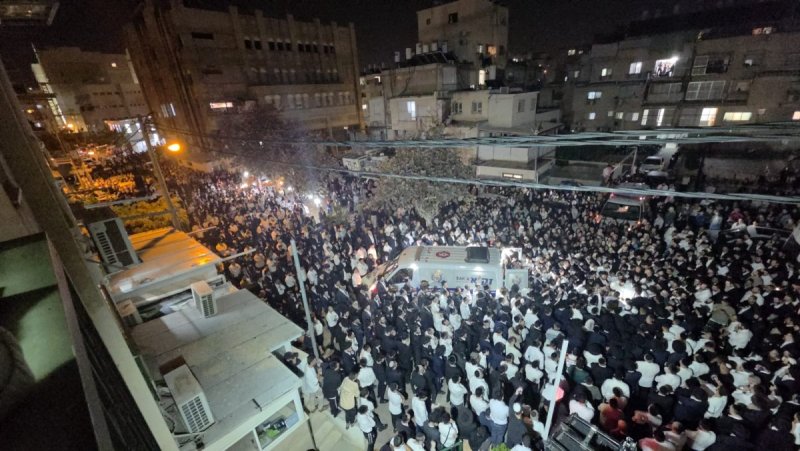 באדיבות המצלם