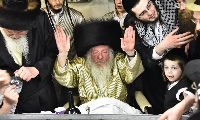 טישים התבטלו: פטירתו הפתאומית של האדמו"ר מהרי"ד מלעלוב זצ"ל