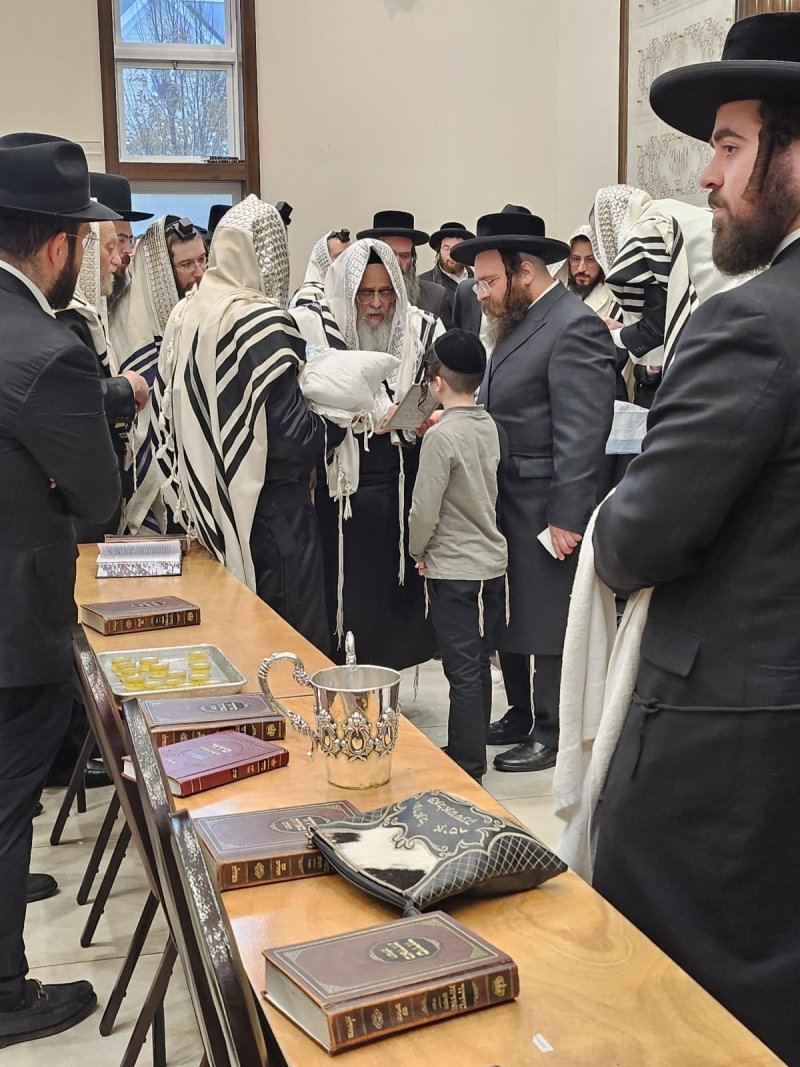 באדיבות המצלם