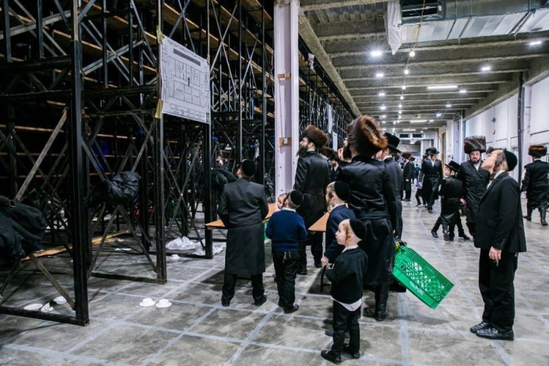 אלי וואהל, איצי מ.