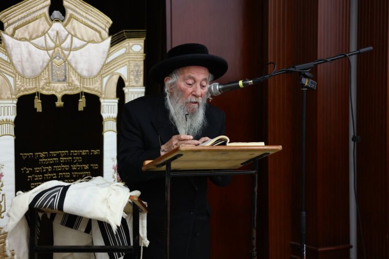 באדיבות המצלם