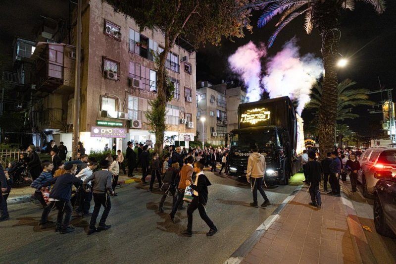 באדיבות המצלם