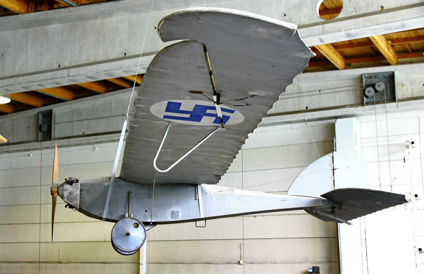 <blat>שאטרסטוק</blat>