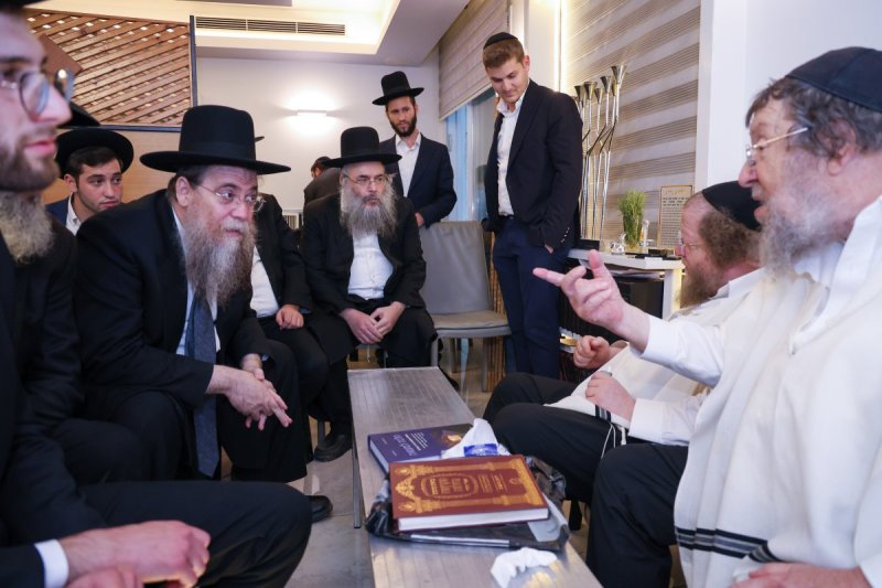 מנדי רוט, שמואל דריי ונתי פרל