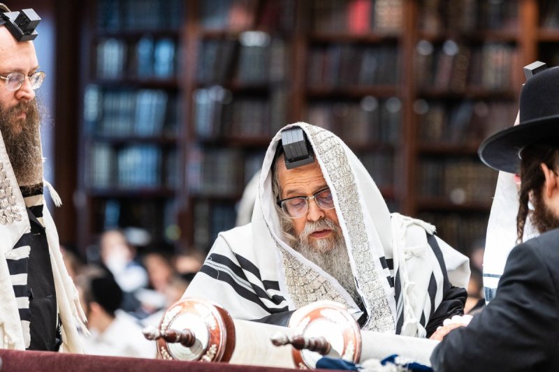 אושי וינגרטן ואייזיק י.