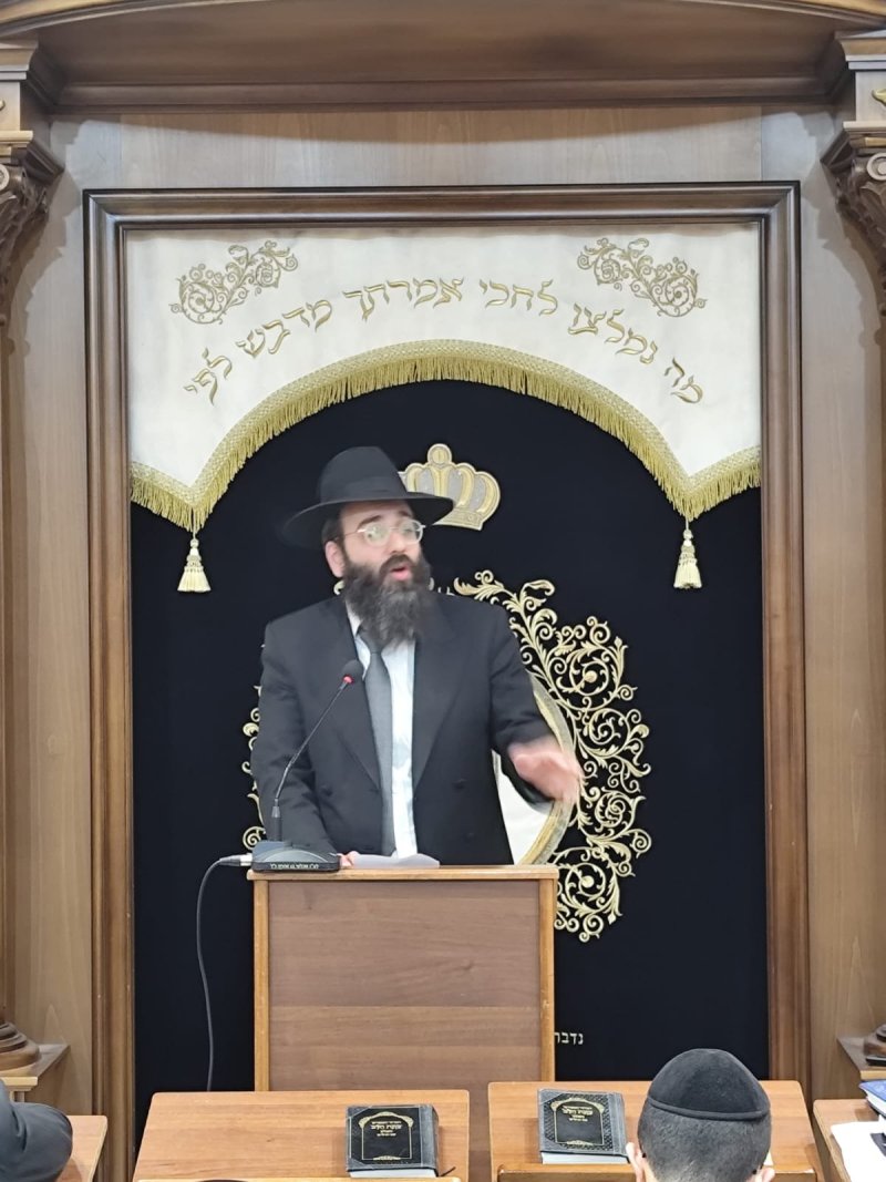 באדיבות המצלם