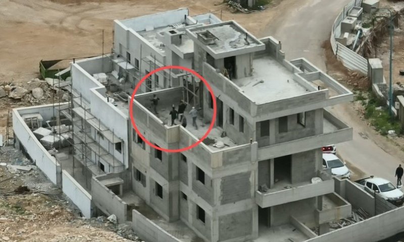 הרחפן המשטרתי תיעד: השב"חים מנסים להימלט מאתר הבניה | צפו
