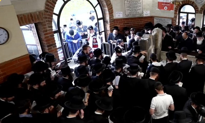 היום זה קורה: שערי שמיים נפתחים בהילולא בקרעסטיר; המפתח לשפע בידיים שלכם