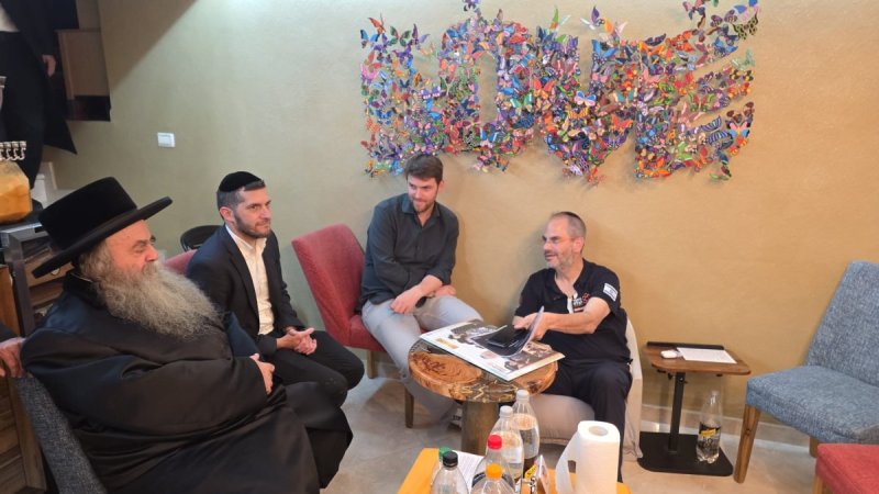 באדיבות המצלם