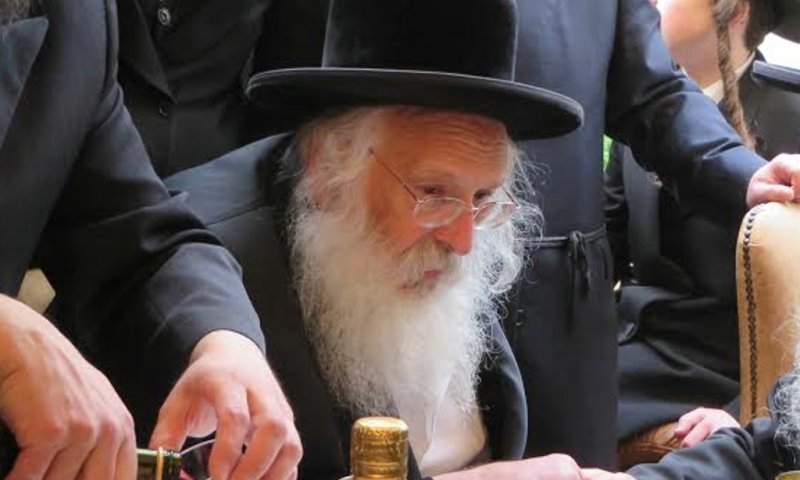 העתירו: האדמו"ר מהורדנקא עובר ניתוח לב מסובך