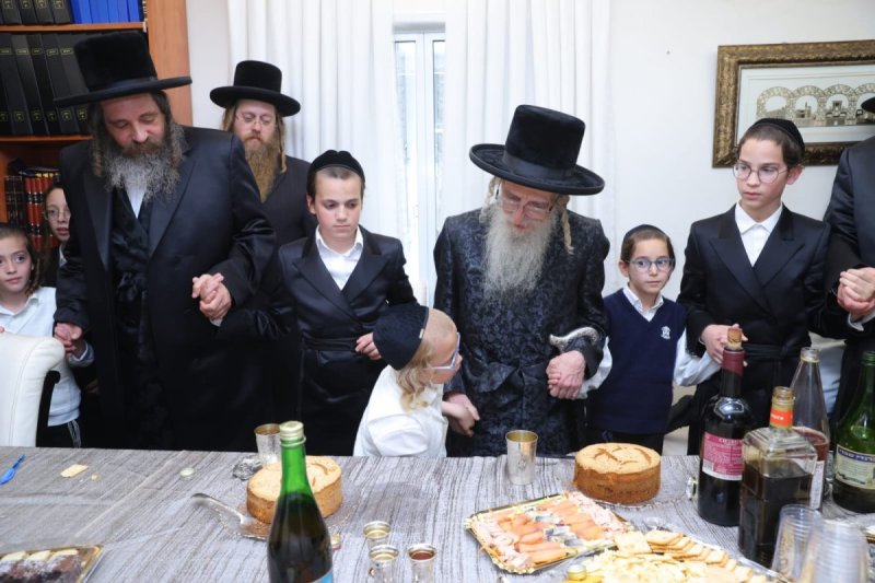 באדיבות המצלם