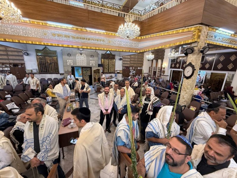 באדיבות המצלם