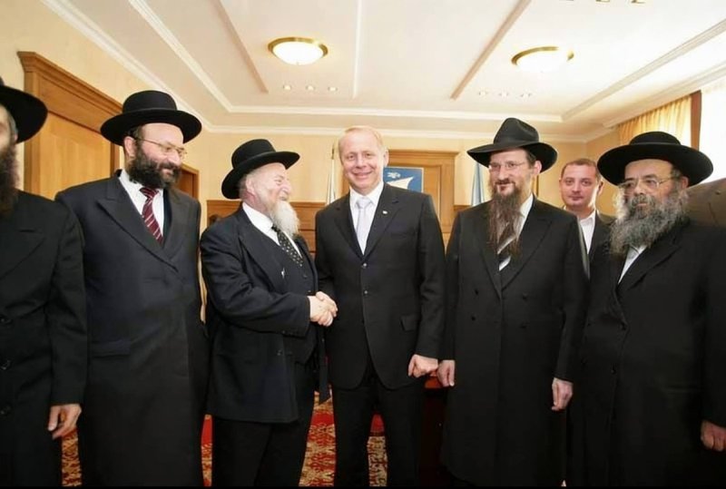 באדיבות המצלם