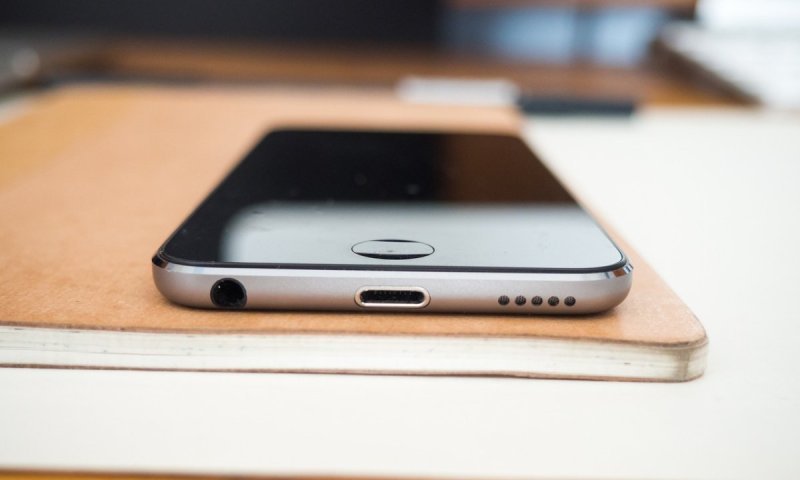 גישה מלאה: הבקשה החריגה שהועברה ליצרניות הטלפונים הגדולות