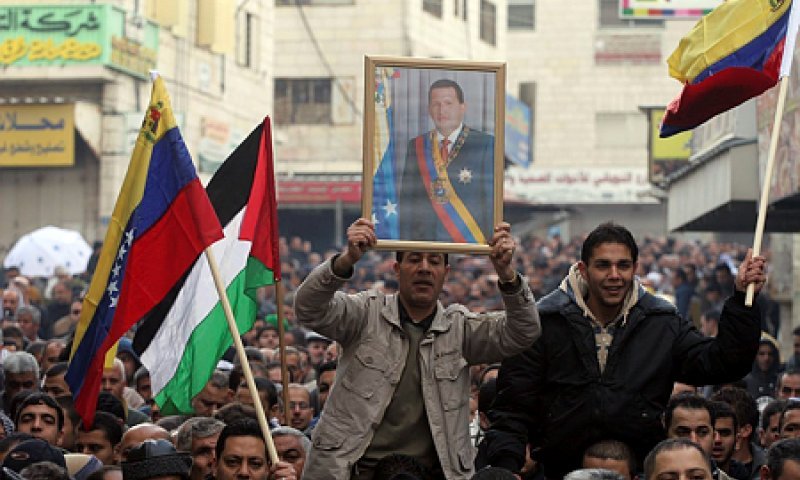 חתנו של הישראלי שנכלא: "לקחו את המזרנים, שיקרו לו שאשתו מתה"