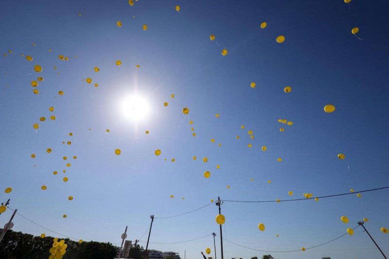 דניאל נפוסי