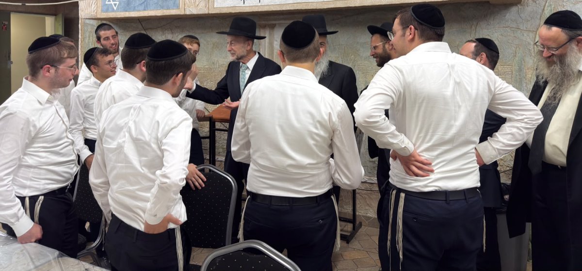 באדיבות המצלם