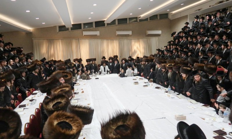 ביקור הכתרה בלונדון: הרבי מקרעטשניף סיגעט כבש את הממלכה