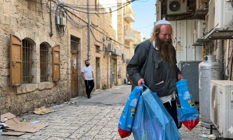 החלומות שעל המדפים: מאות צעצועים ב"בית החלומות" לזכר לאה זינגר ע"ה