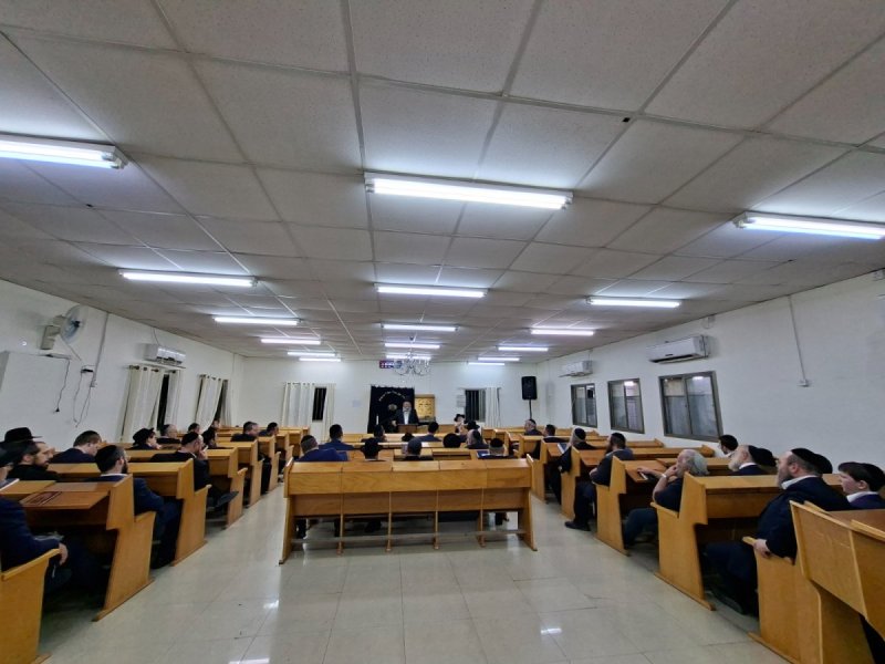 באדיבות המצלם